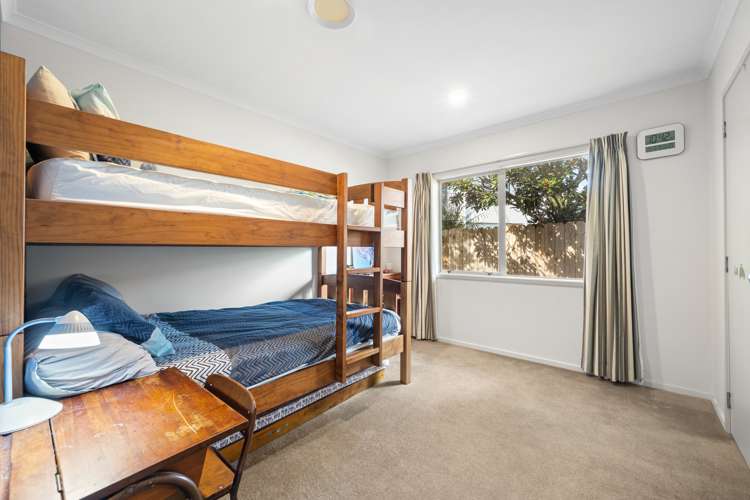 17 Carrick Glen Avenue Flat Bush_18