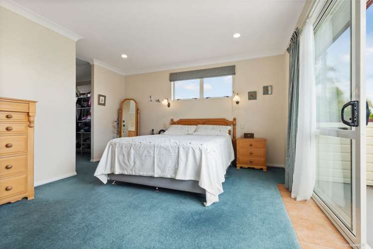 5 Idris Court The Gardens_16