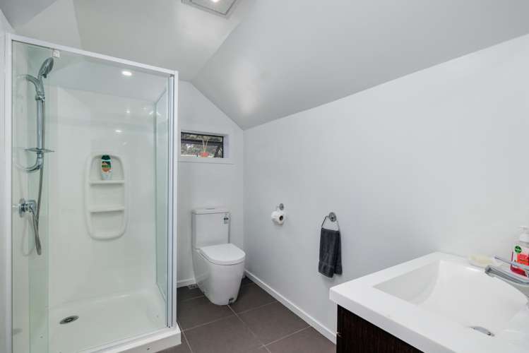 16 Causeway Road Paihia_19