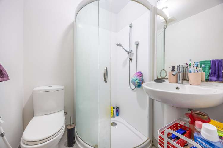 104/10 Flower Street Eden Terrace_9