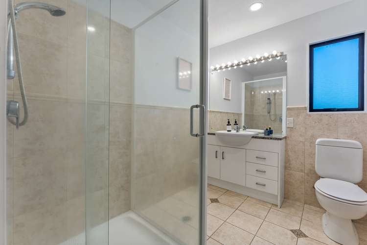 15b Rose Road Grey Lynn_13