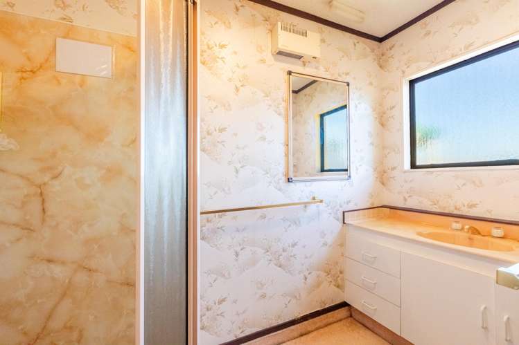 419 Marine Parade Napier South_10