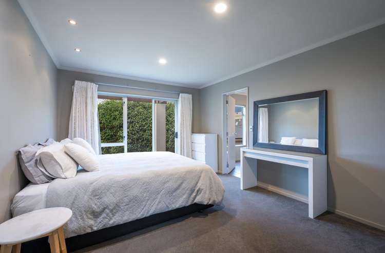 12 Lobank Place Richmond_18