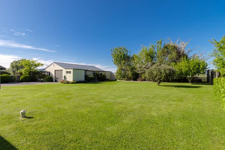 18 De La Mare Drive Leamington_19