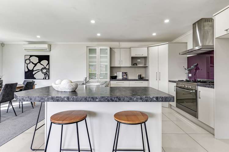 8 Mosslea Court Rototuna North_5