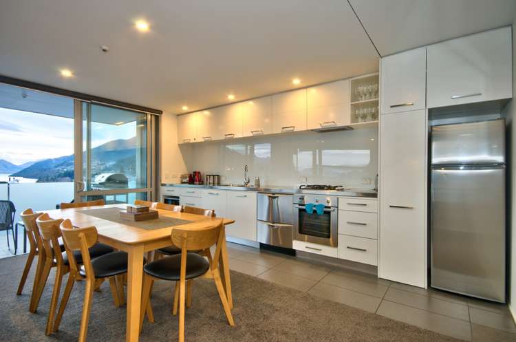 3/60 Hallenstein Street Queenstown_8
