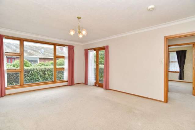 77 Cutts Road Russley_2