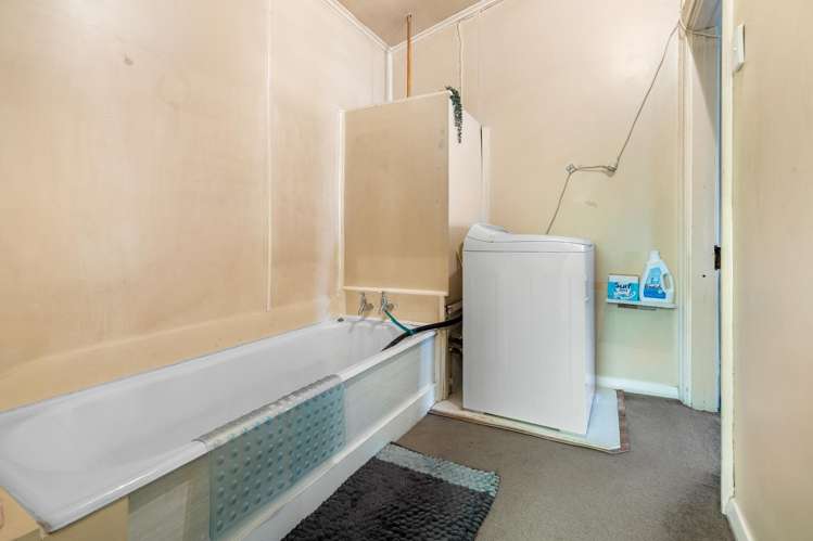 8 Iona Street Lawrence_18