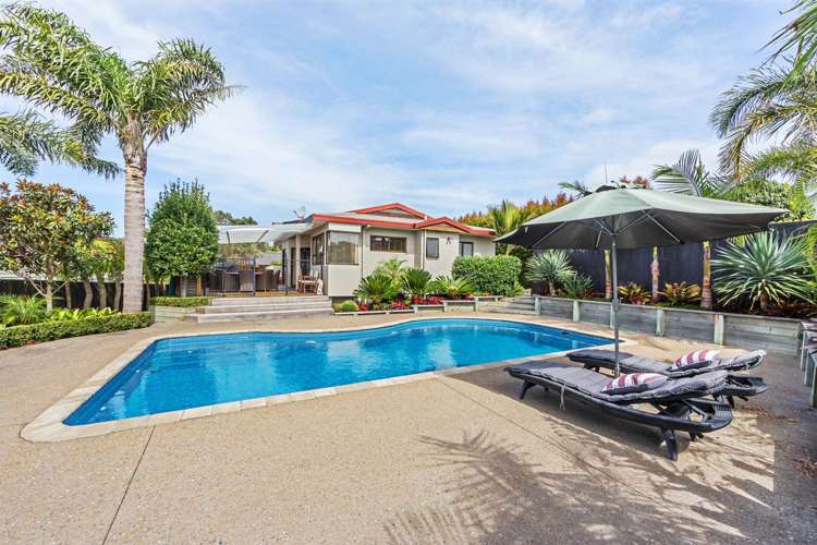 56 William Bayes Place Red Beach_24