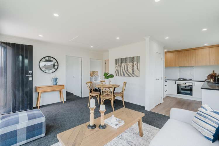 12 & 12A Oban Avenue Glenview_2