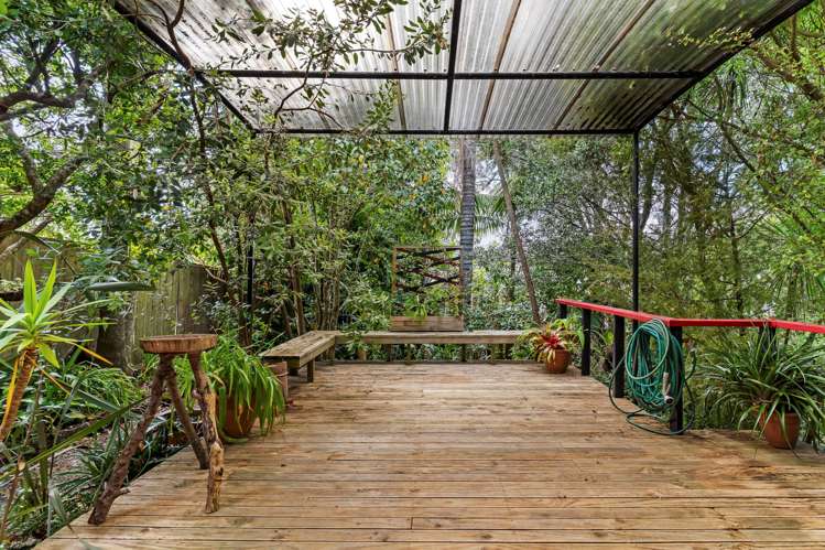 32 Parker Avenue New Lynn_16