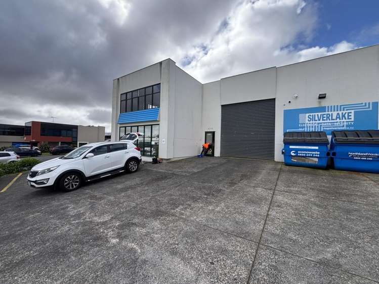 6 Westech Place_0