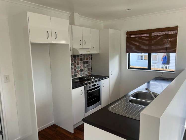 3A Barrys Road Glendene_4