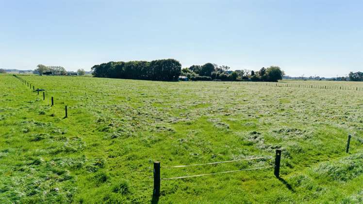 319 Waiau Road Onaero_18
