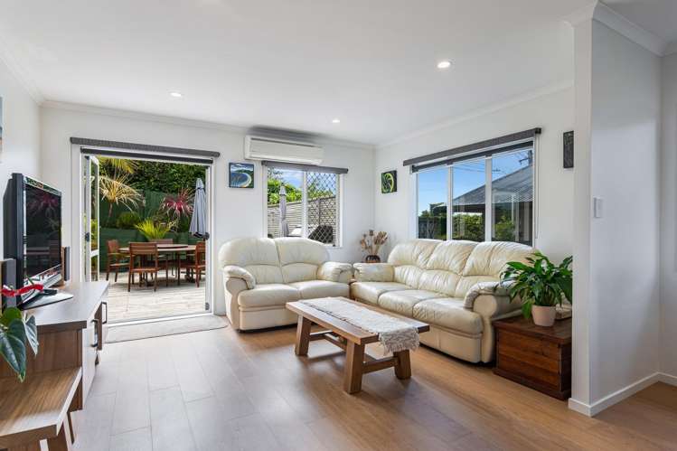 2/61 The Avenue Albany_6