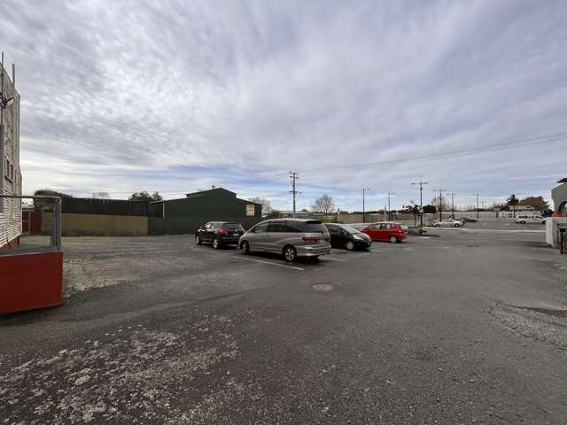 87 High Street Bulls_3