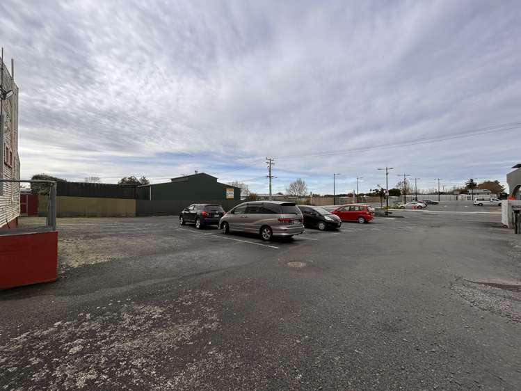 87 High Street Bulls_3