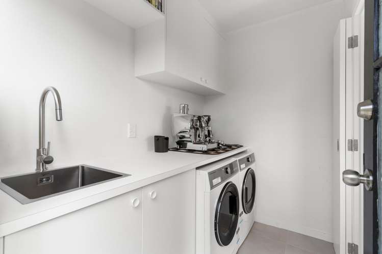 47B Birkdale Road Birkdale_11