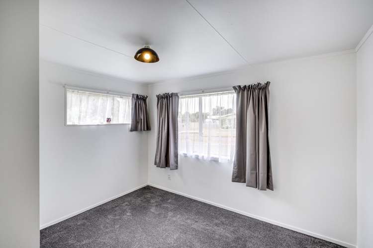 15 Bangor Street Flaxmere_10