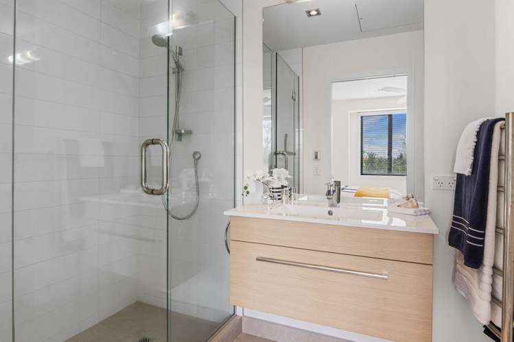 100 Naples Way Albany_9