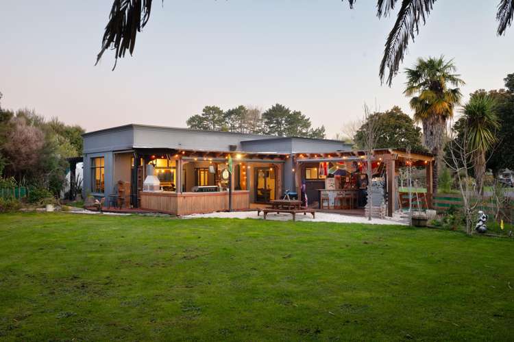 331 Athlone Drive Cambridge_24