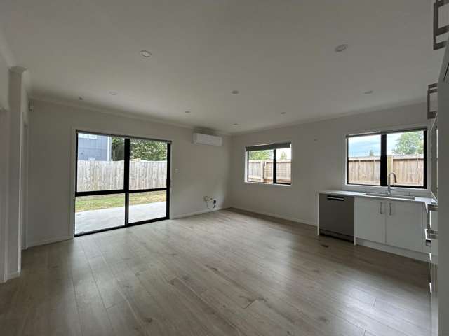 4/146 Hukanui Road Chartwell_1