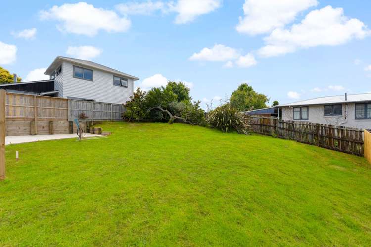 62B McLeod Road Te Atatu South_1