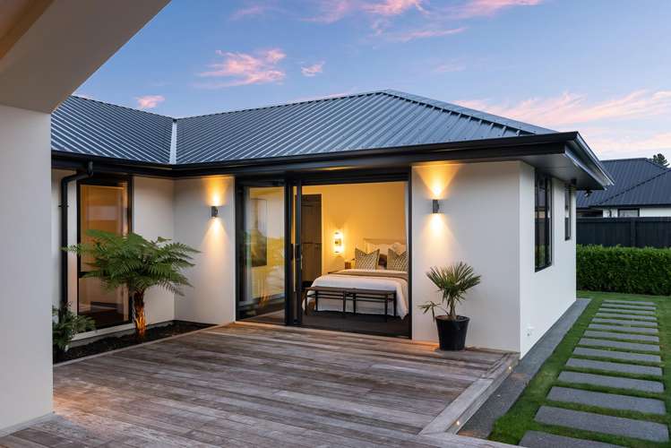 56 Carnaveron Drive Lincoln_26