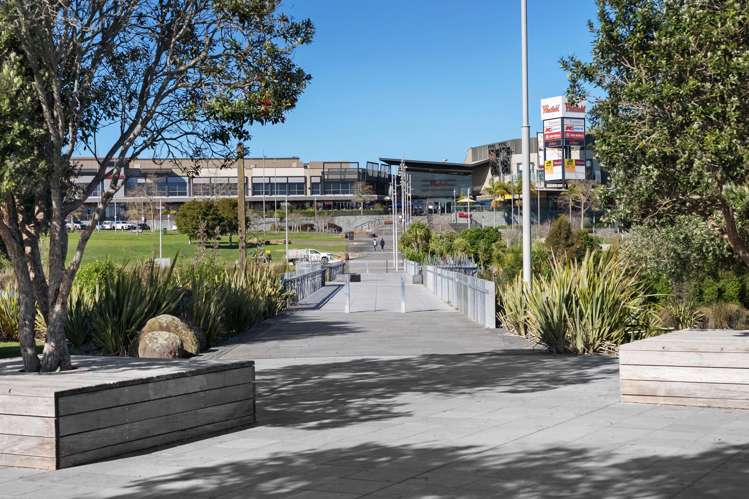 606/3 Rose Garden Lane Albany_8