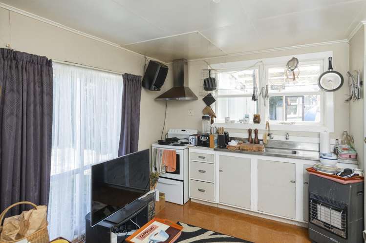 72 Awapuni Road Awapuni_21