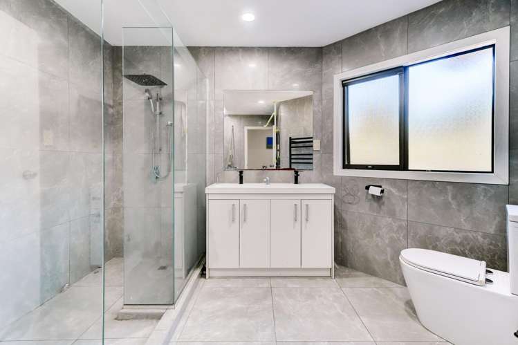 241 Paremoremo Road Lucas Heights_19