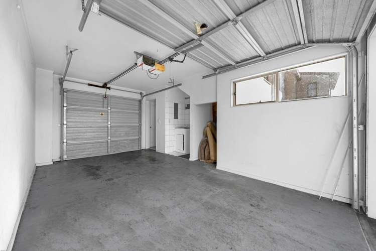 11 Lockington Ave Henderson_10