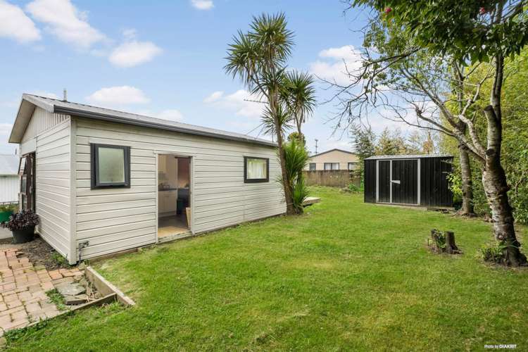 21 Kelkirk Street Kelston_5