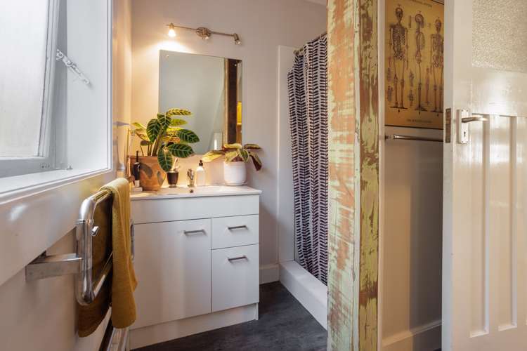 19 Armour Avenue Mount Victoria_5