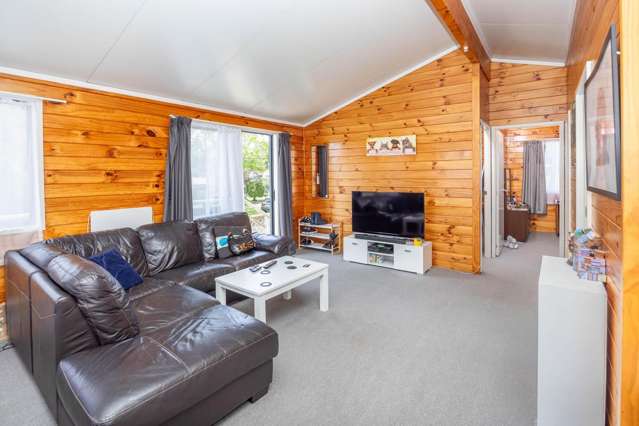 21a Acacia Crescent Glenview_3