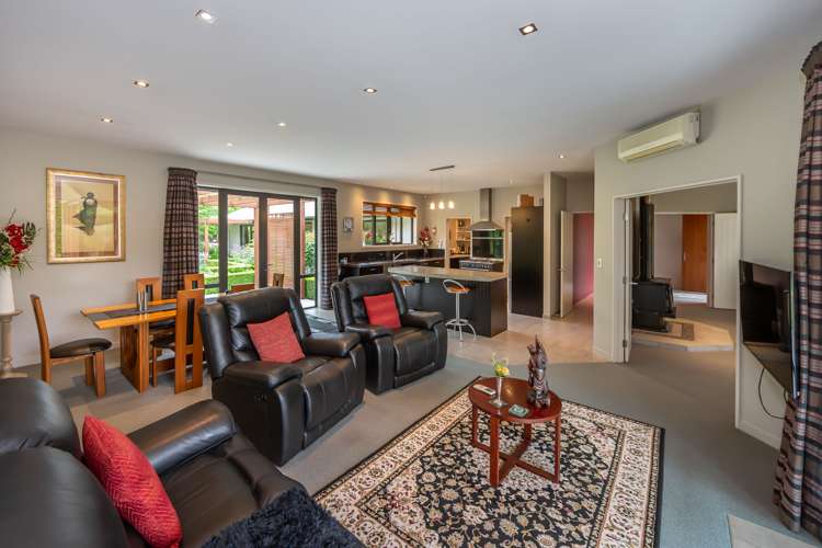 52 Allin Drive Waikuku Beach_9