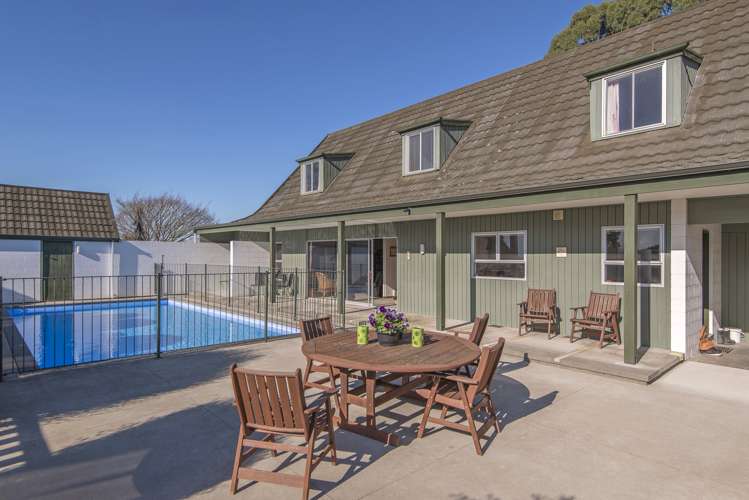 64 Barters Road Templeton_4