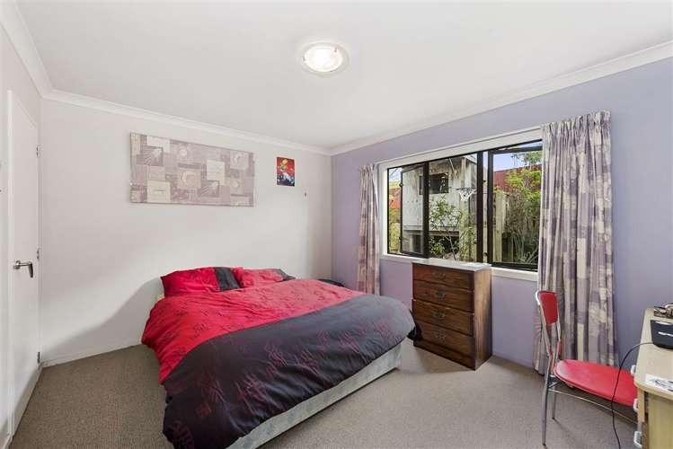 18 Sharaleigh Place Grandview Heights_16