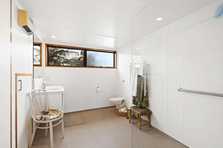 243 Dey Street Hamilton East_10