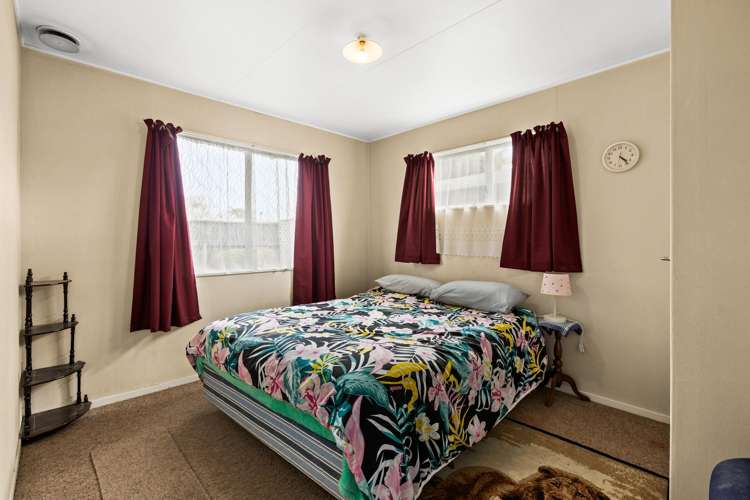 911 Collinge Road Mayfair_8