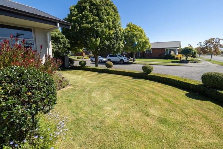 1 Beauvais Place Allenton_16