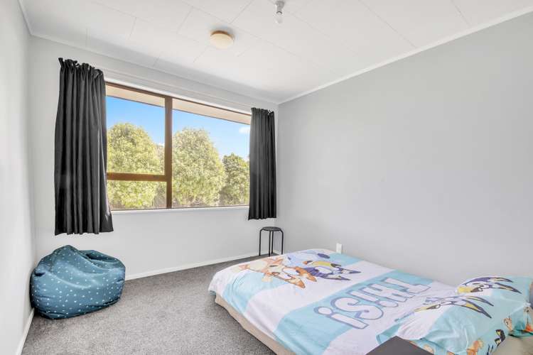 33 Kuaka Crescent Bromley_8