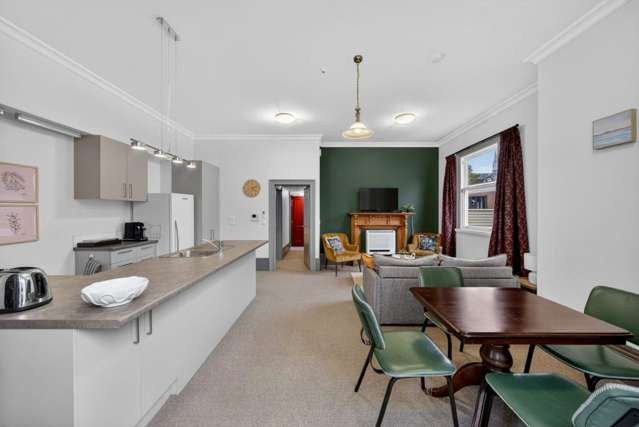 Timeless Character in the Heart of the City â Furnished Apartment