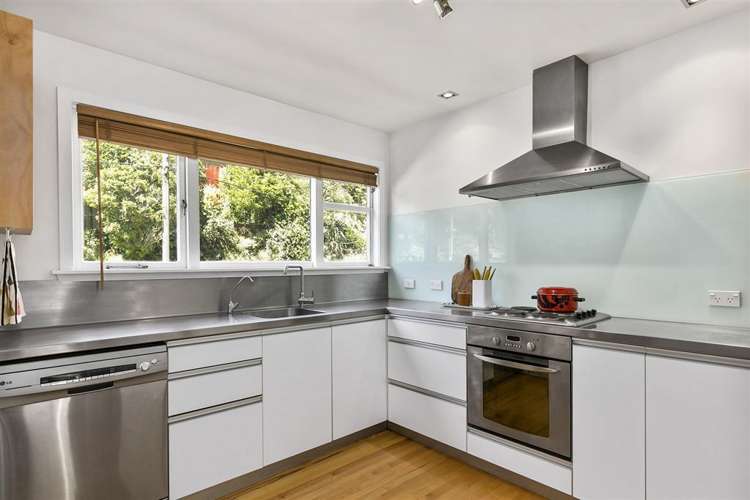 320 Ohiro Road Brooklyn_7