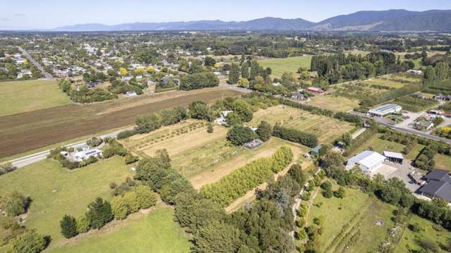 Lifestyle and Income Potential on Greytown’s Doorstep