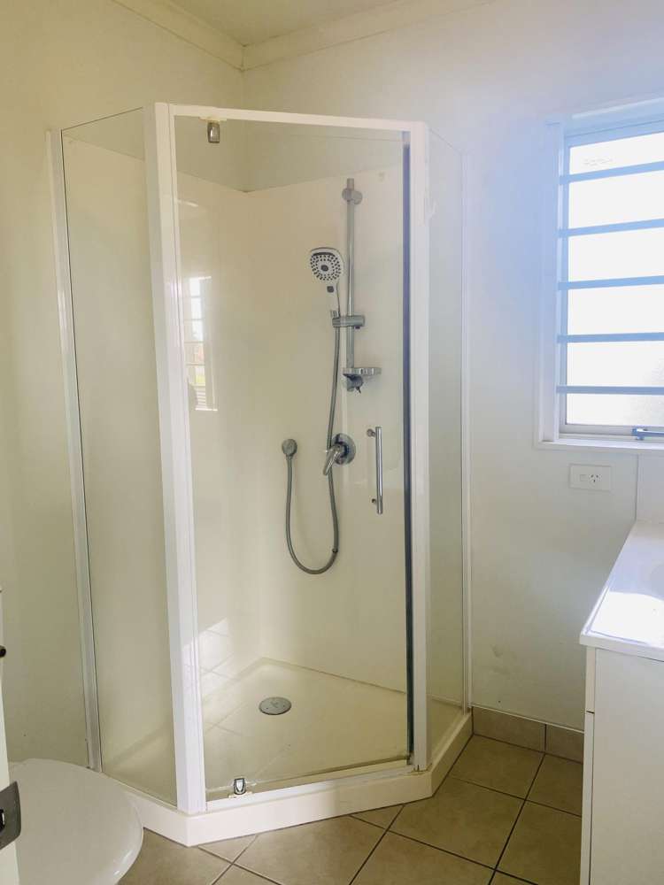 31 Hilltop Road Flat Bush_7
