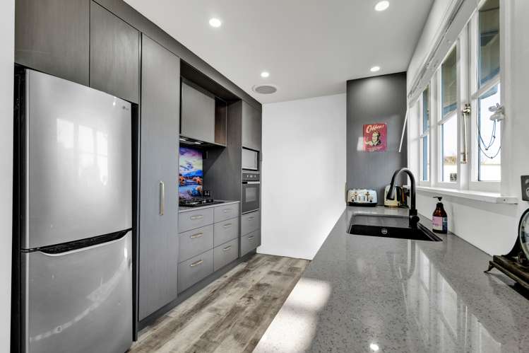 37 Reid Avenue_0