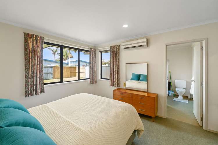 64 Pacific Cove Drive Papamoa_11