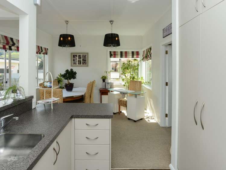 37 Harpham Street Taradale_9