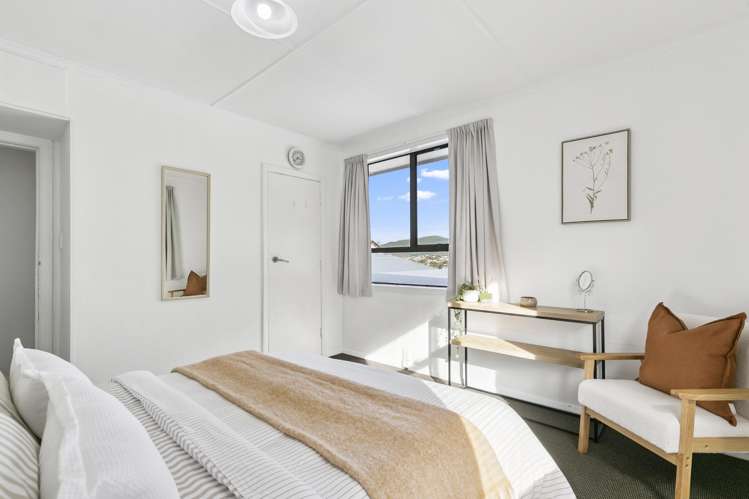 11b Greer Crescent Tawa_13